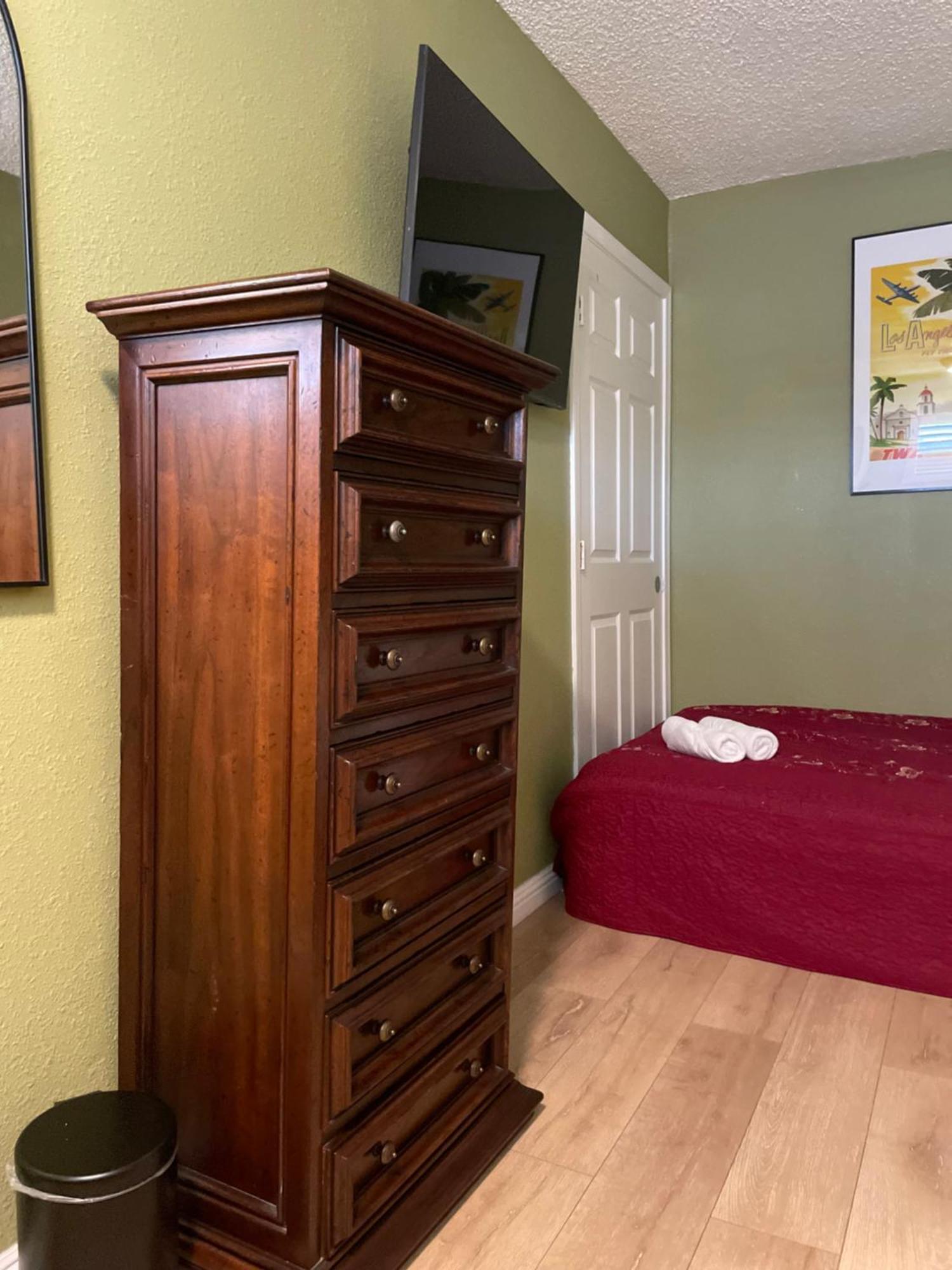 Private Room In Los Angeles With Ac, Strong Wifi, Smart Tv, Work Desk Near Sofi Stadium 외부 사진